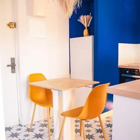 Majorelle Apartment